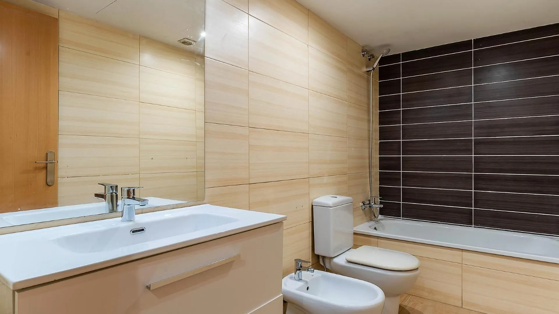 Ab Besos River Apartment Barcelona