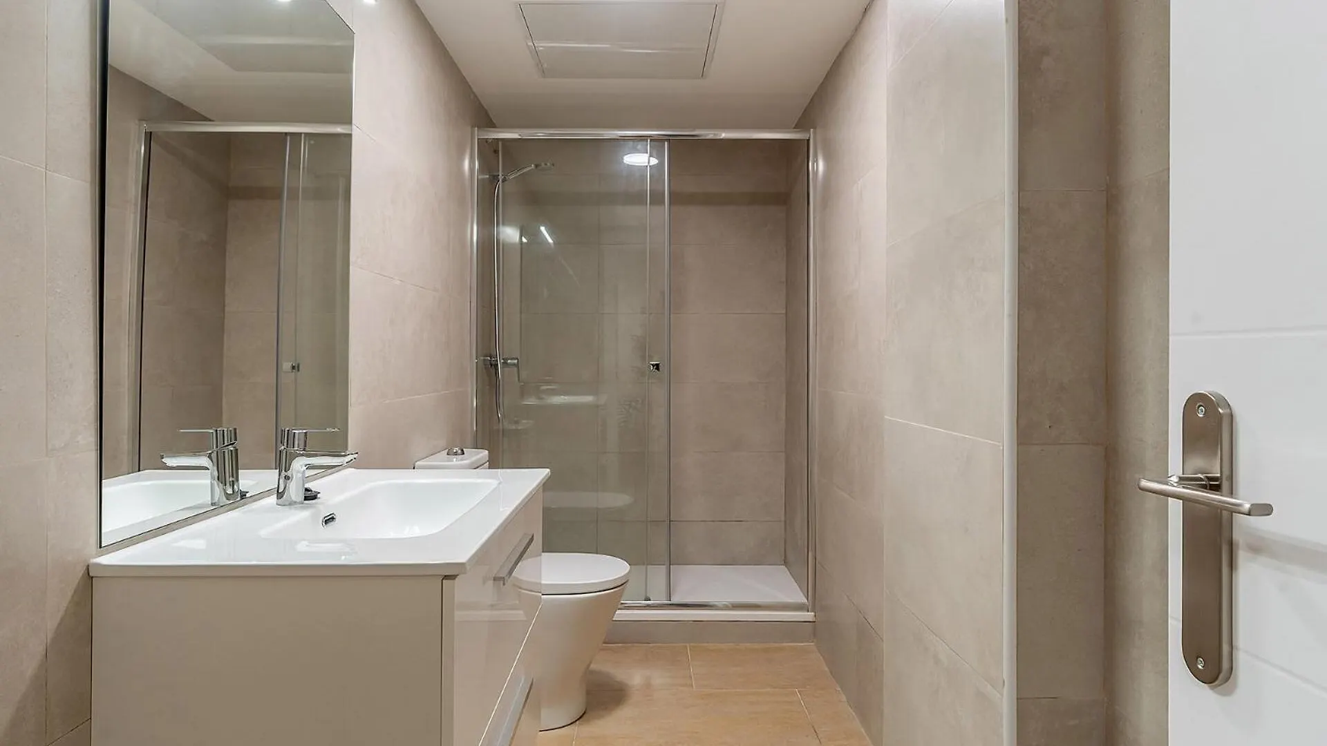 Ab Besos River Apartment Barcelona 0*,